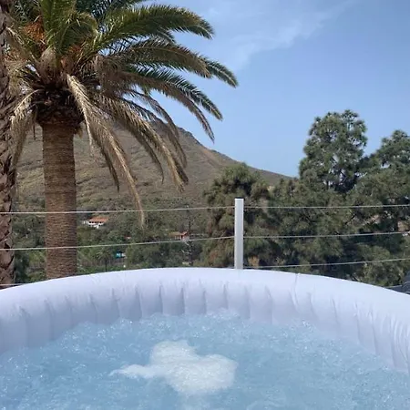 La Rama Del Drago, Agaete Villa San Pedro (Gran Canaria)